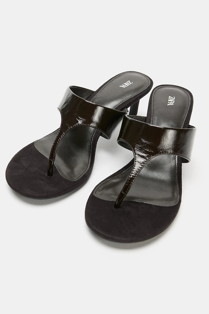 LEATHER STRAP SANDALS