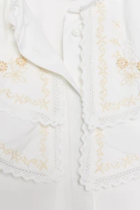 EMBROIDERED PETER PAN COLLAR POPLIN SHIRT