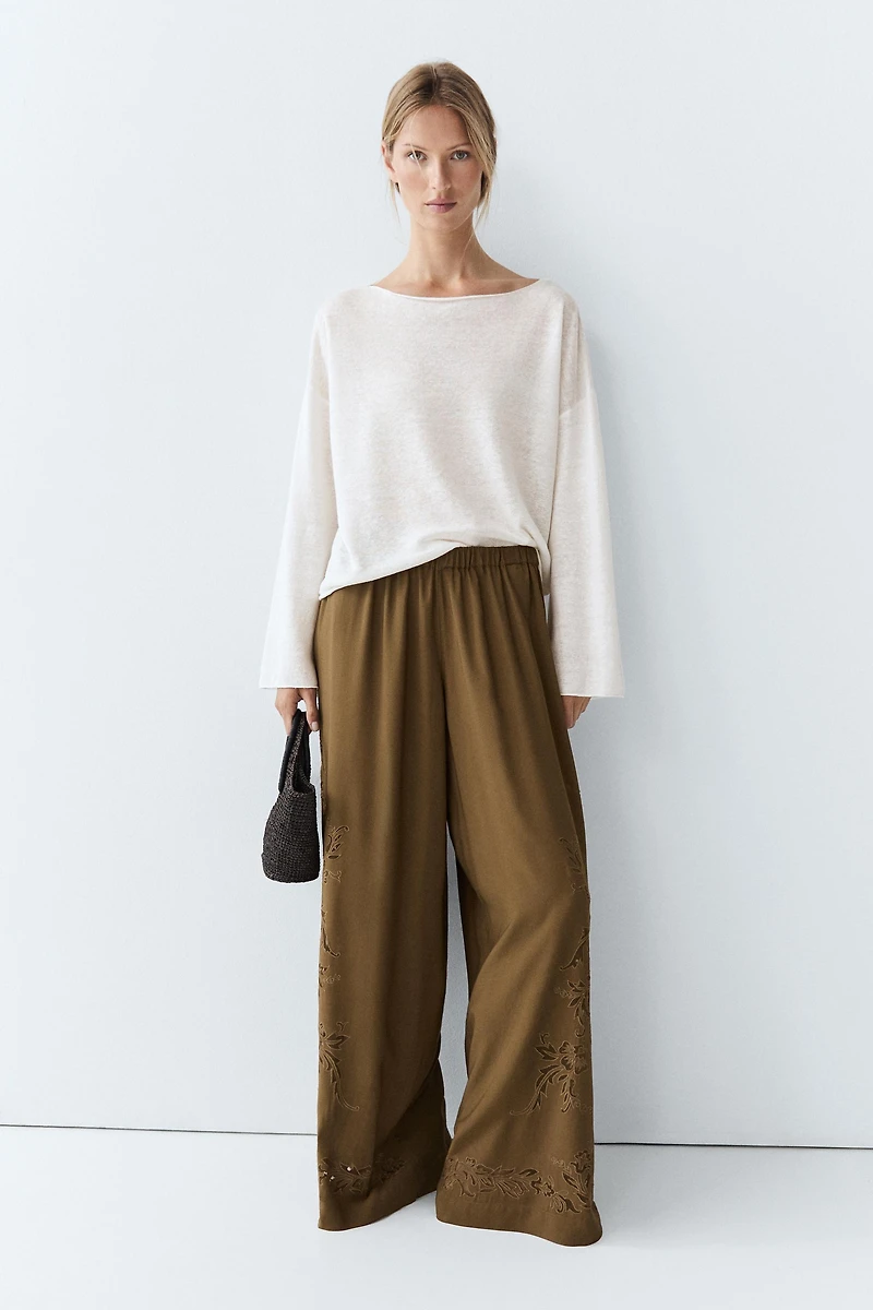 Pantalon large fluide brodé