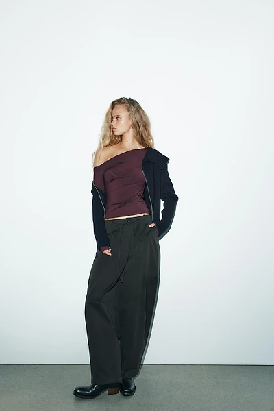 ASYMMETRIC POLYAMIDE T-SHIRT