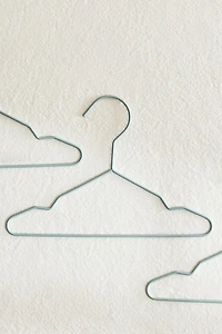 PACK OF RUBBERIZED BABY HANGERS (PACK 6)