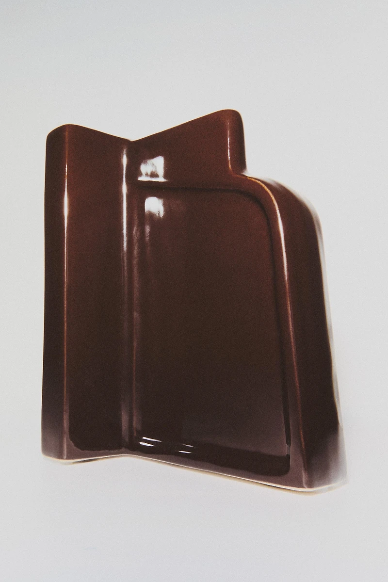 CERAMIC BOOKEND