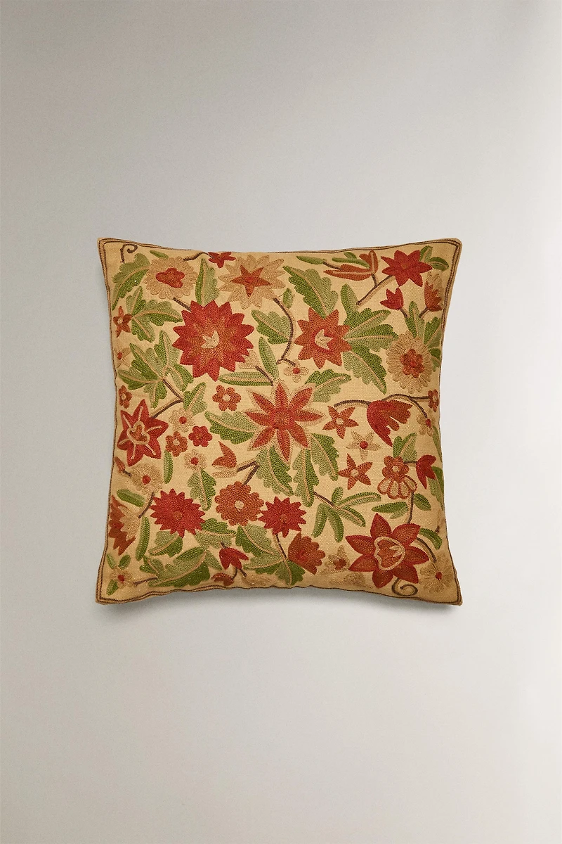 HOUSSE DE COUSSIN BRODERIE FLORALE