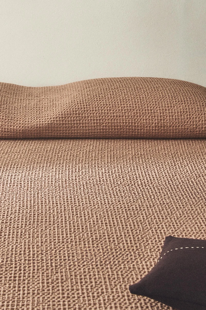 MINI WAFFLE-KNIT COTTON BEDSPREAD