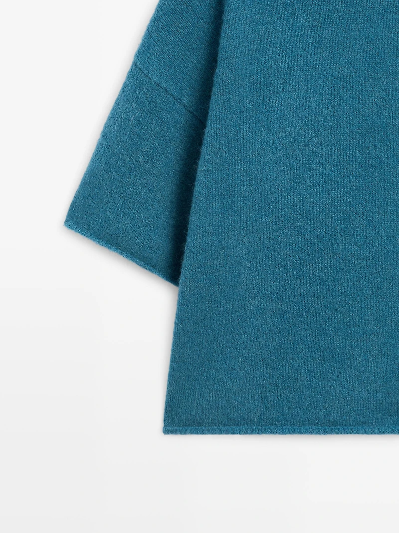 Alpaca blend knit short sleeve sweater