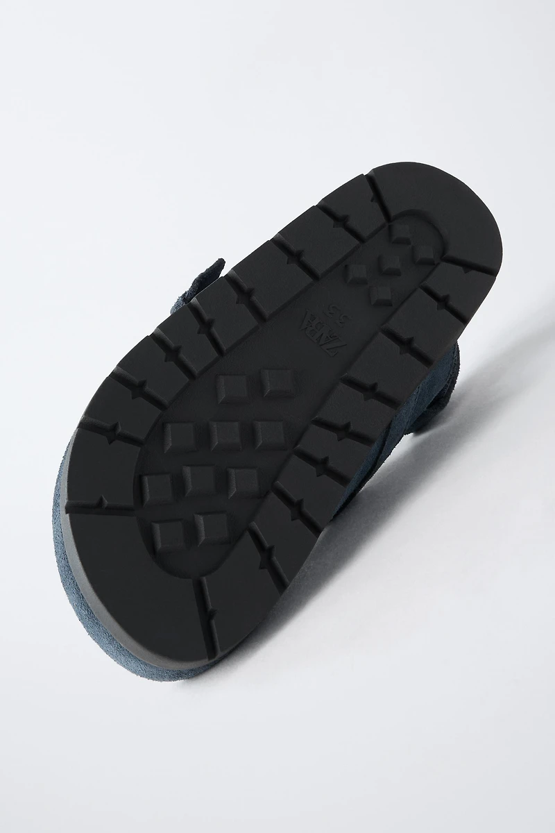 STORIESZ - SPLIT LEATHER CLOGS