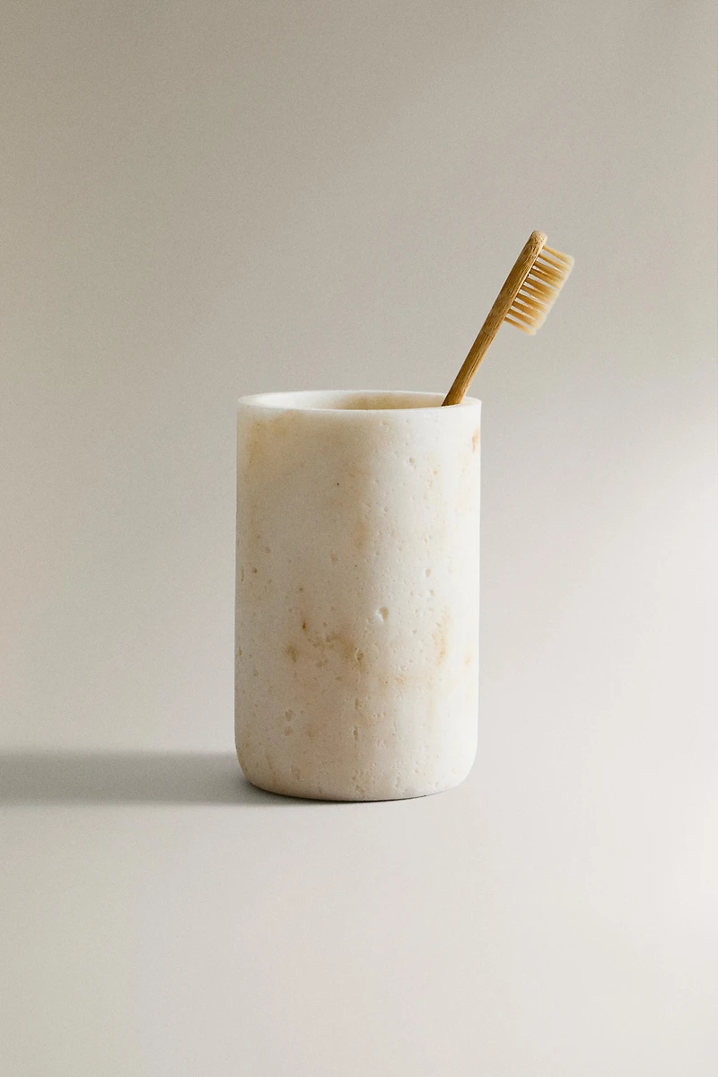 MARBLE EFFECT TOOTHBRUSH HOLDER