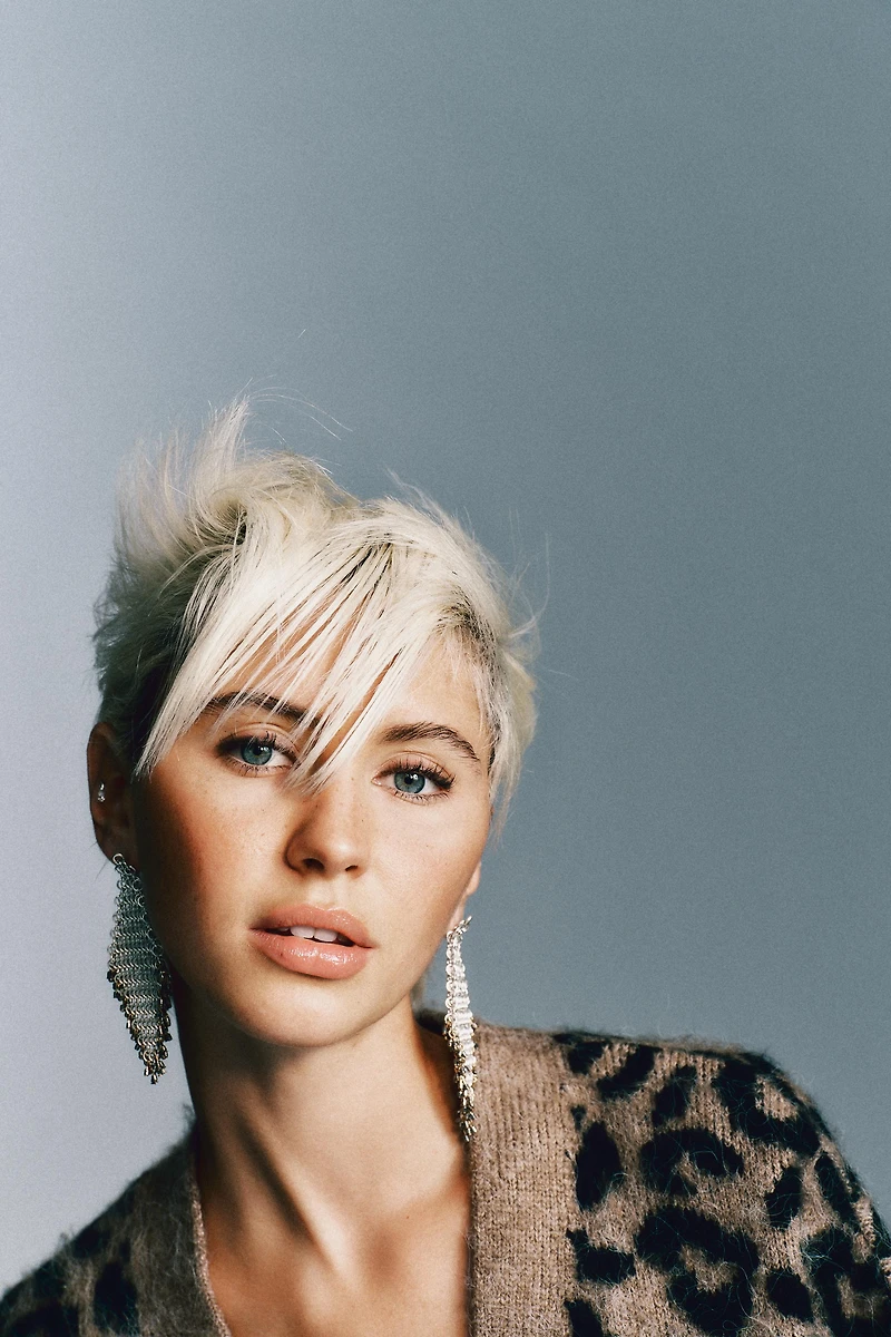 OVERSIZED ANIMAL JACQUARD KNIT CARDIGAN