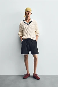 CABLE KNIT SWEATER