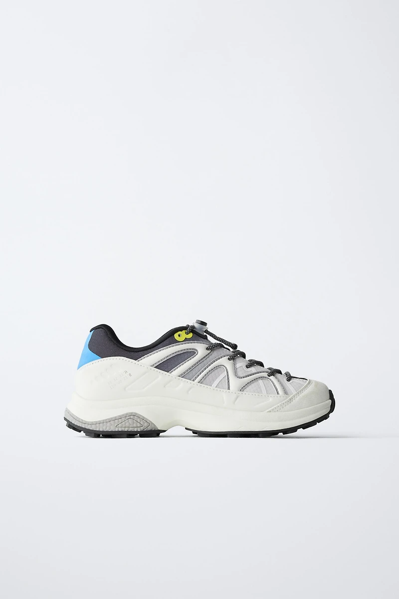 MOUNTAIN SNEAKERS