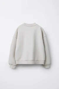 NUMBER PRINT SWEATSHIRT