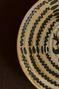 ROUND STONEWARE FLORAL SERVING DISH