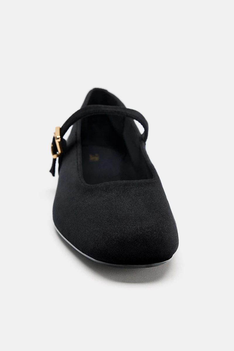 BALLERINES À BOUCLE EFFET VELOURS