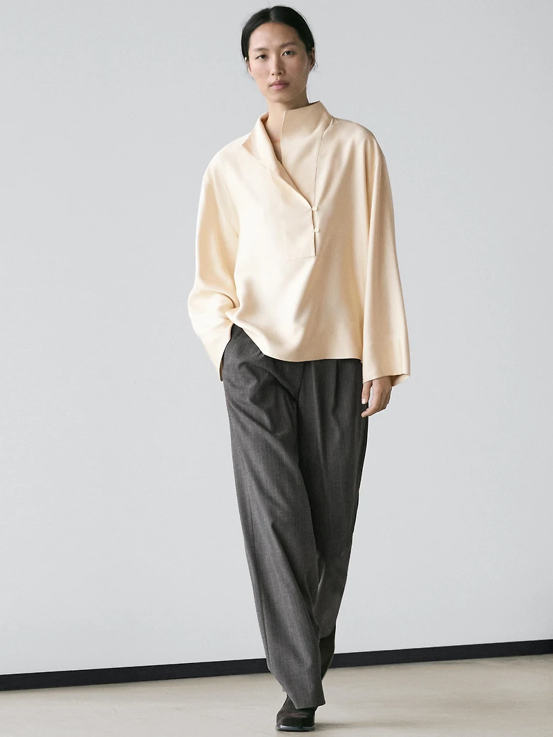 Flowing blouse with bib detail