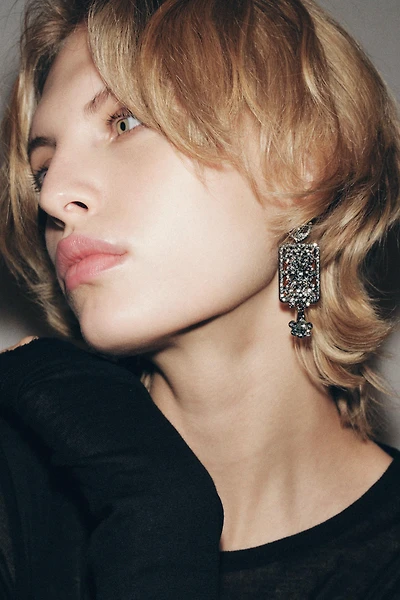 SPARKLY PIECE EARRINGS