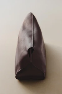 TROUSSE DE TOILETTE CUIR NAPA MINIMAL