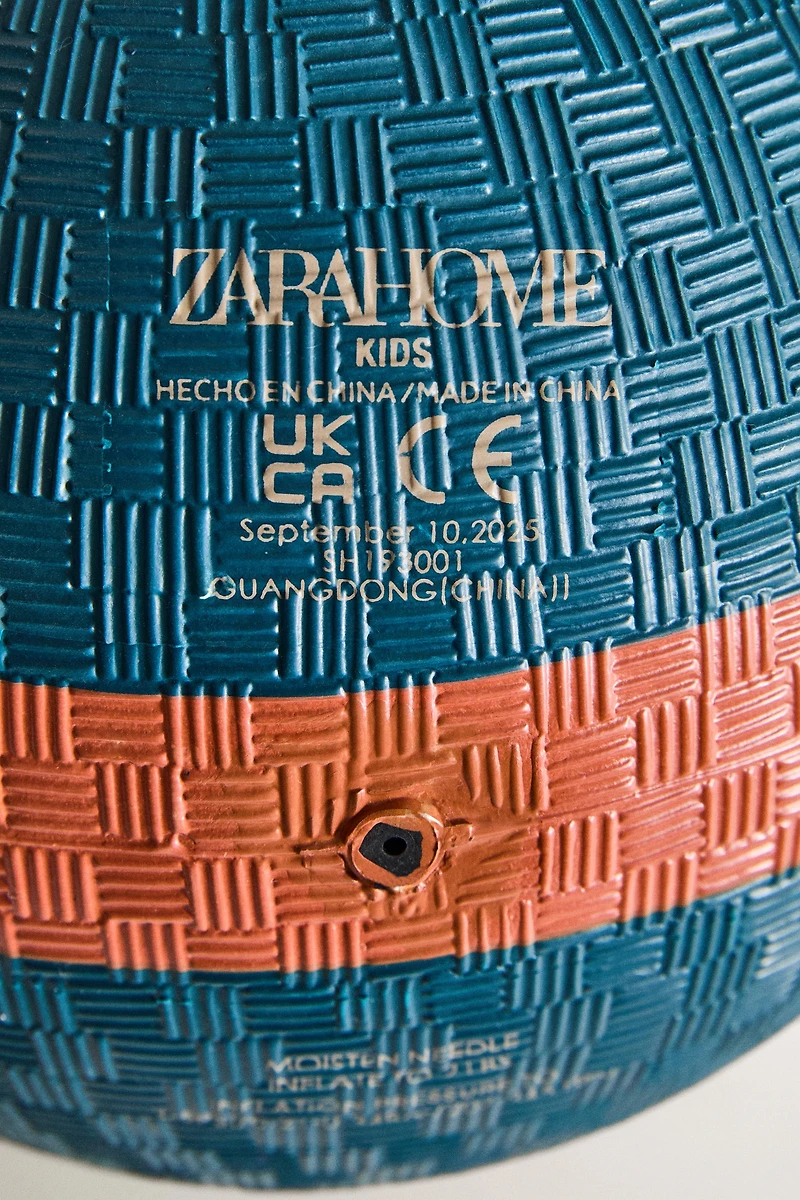 KIDS BALLOON TOY BALL