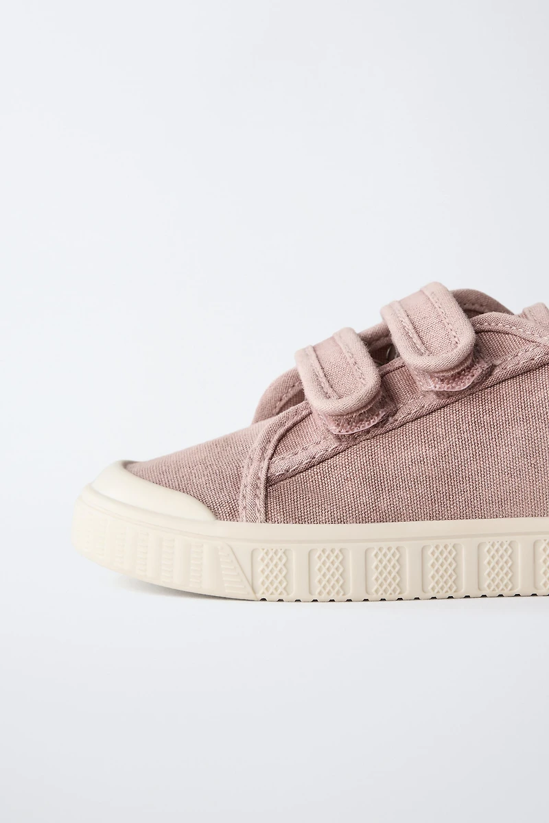 BAREFOOT SNEAKERS