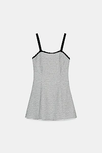 ROBE BOUCLÉE À RAYURES