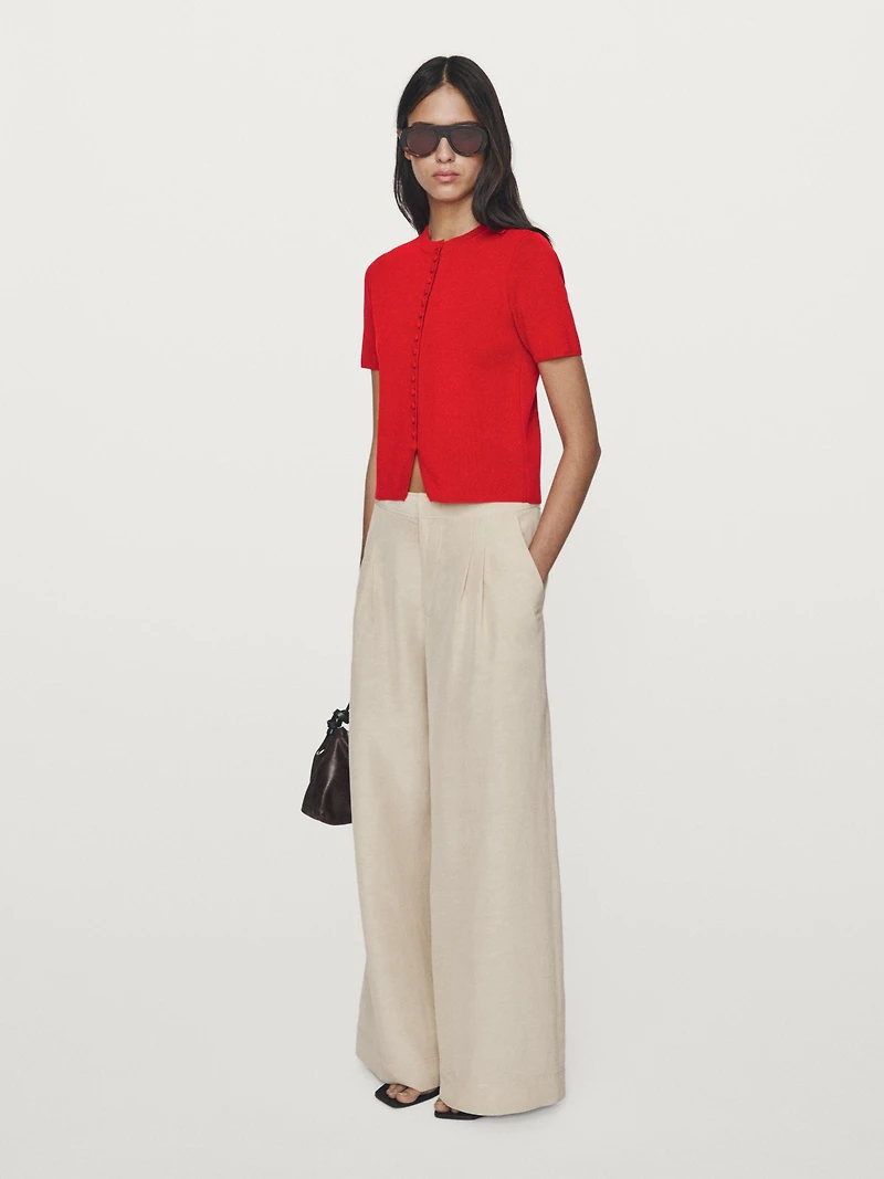 Short sleeve knit cardigan with button details