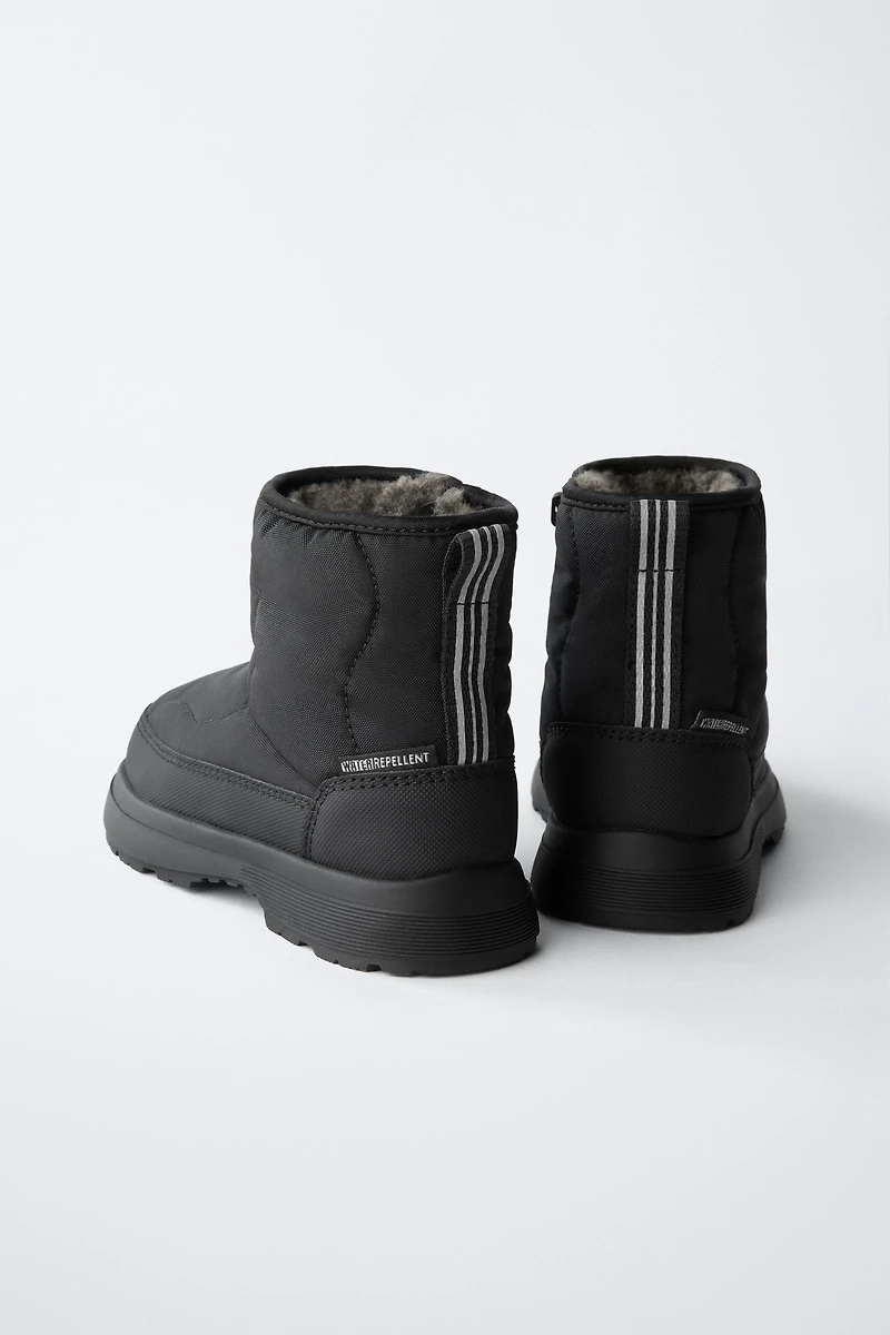 WATER REPELLENT NYLON BOOTS