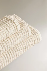 STRIPED WAFFLE-KNIT BATH TOWEL
