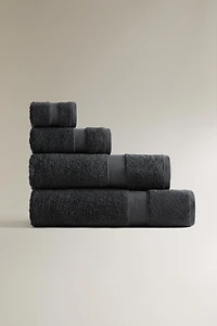 PREMIUM COTTON BATH TOWEL (600 GSM)