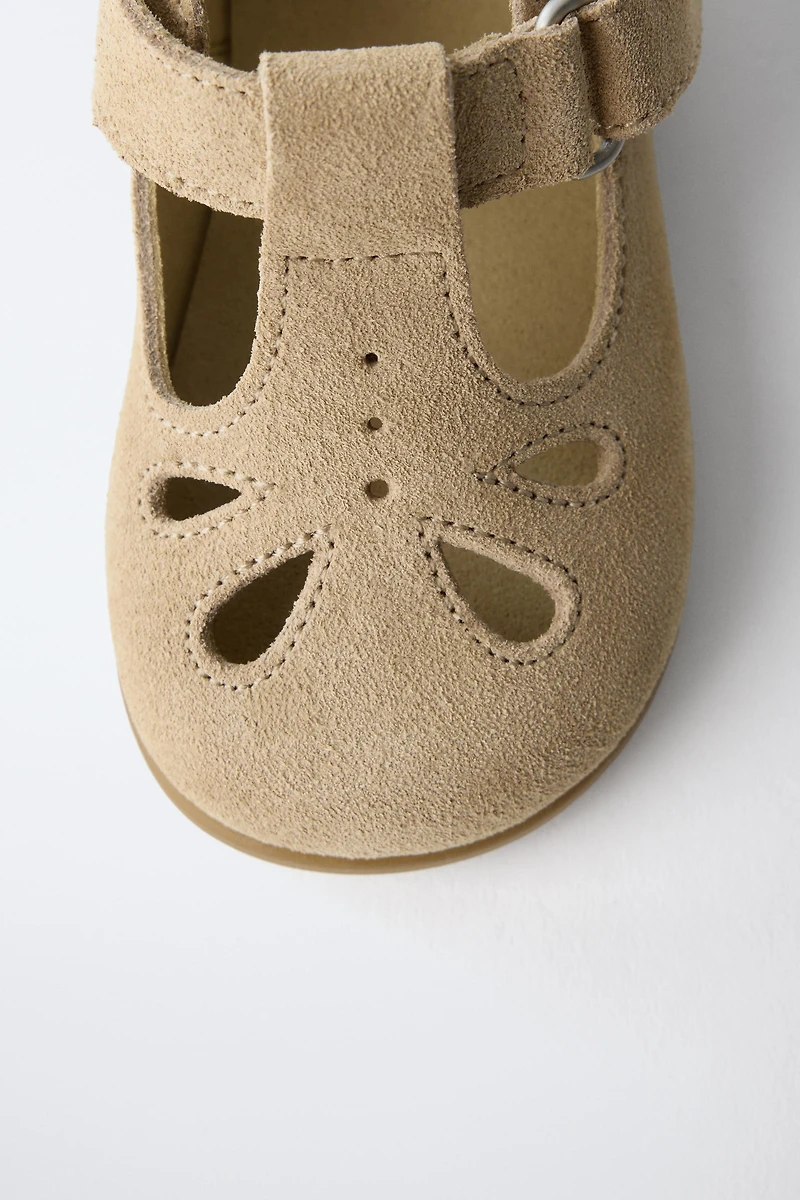 LEATHER SHOES
