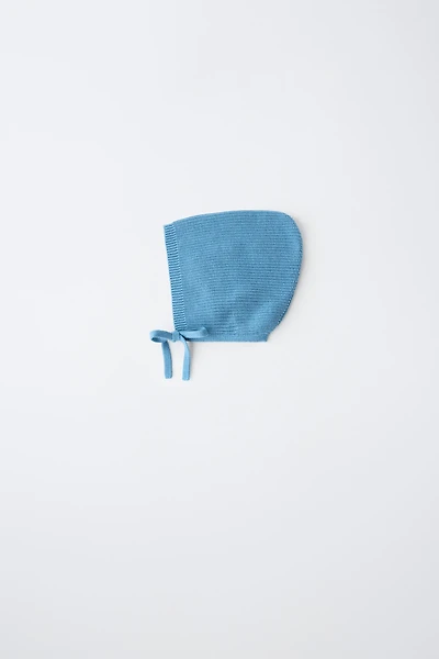BONNET EN MAILLE