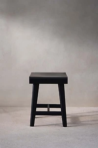 STOOL 01