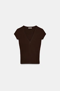 V-NECK T-SHIRT