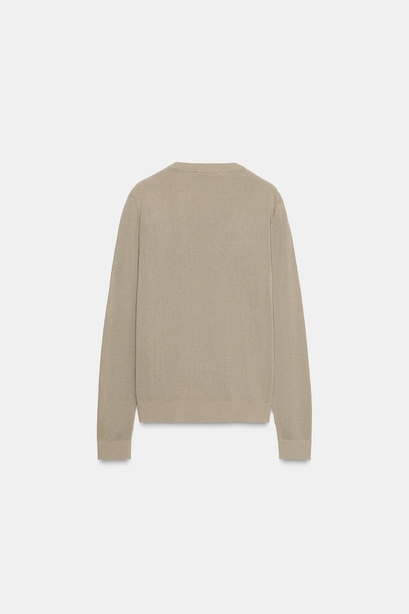 FINE KNIT SWEATER