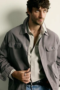 LIGHTWEIGHT POCKET OVERSHIRT