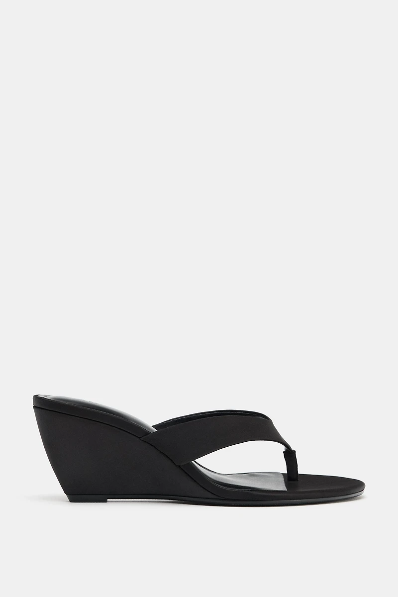 WEDGE SANDALS