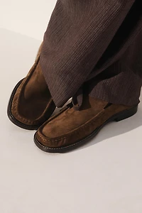 LEATHER LOAFERS