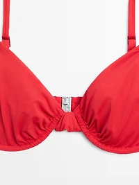 Gathered bikini top with underwire