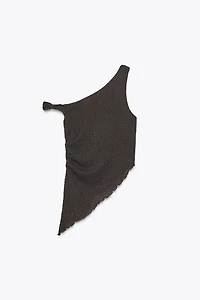 ASYMMETRIC TEXTURED TOP