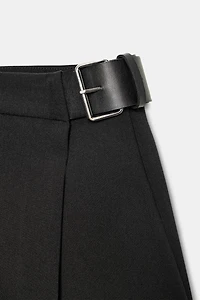 PLEATED BELTED SKORT