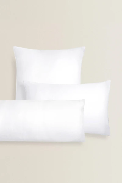 OREILLER EN MICROFIBRE