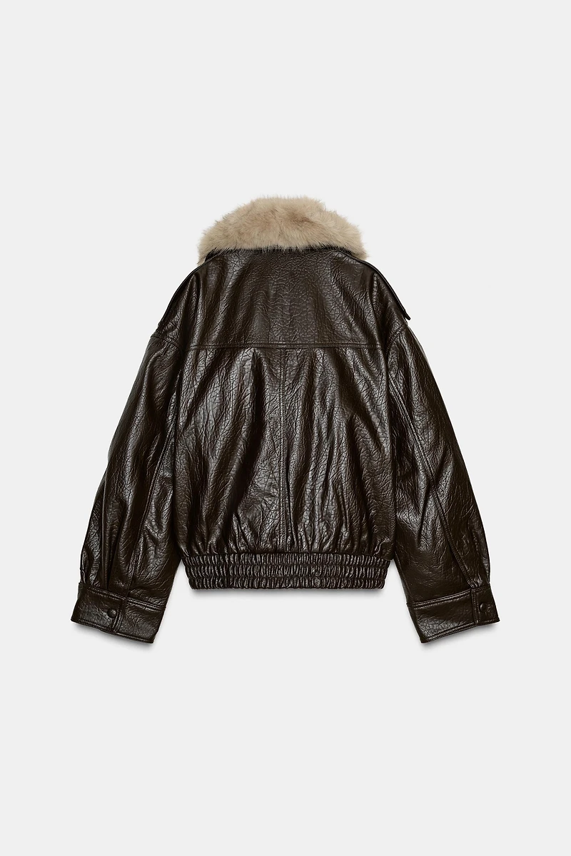 BLOUSON EN MATIÈRE SYNTHÉTIQUE AVEC COL AMOVIBLE