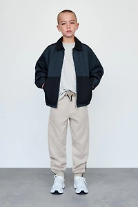 JOGGER PANTS WITH ZIPPERS