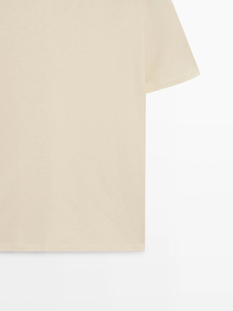 Short sleeve cotton blend T-shirt