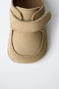 CHAUSSURES EN CUIR