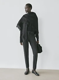 Pants with elasticated hems