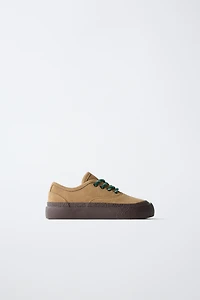CONTRAST LEATHER SNEAKERS