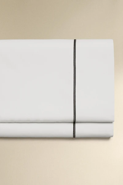 SATEEN FLAT SHEET WITH TRIM
