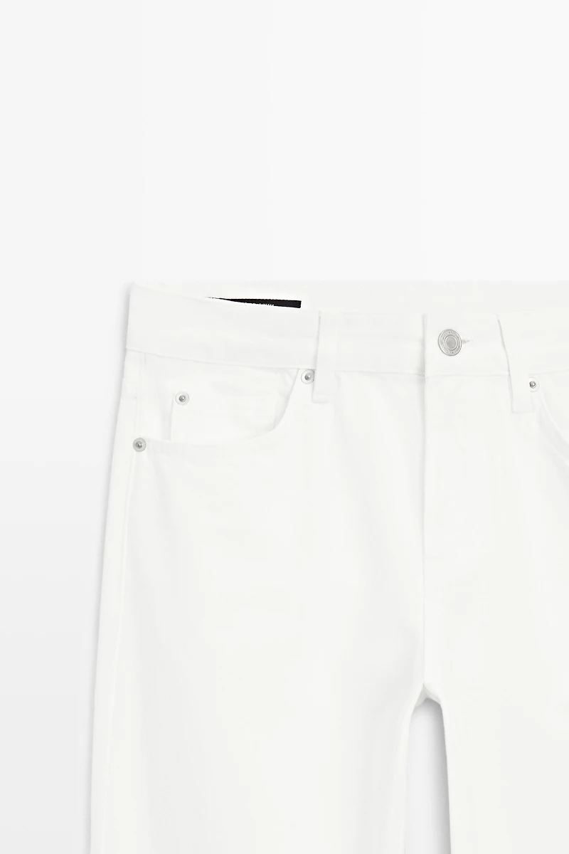 Low-rise straight-leg jeans