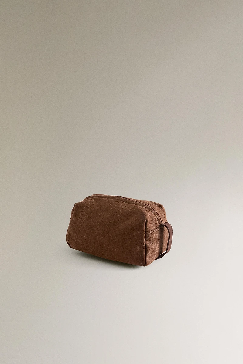 MEDIUM CANVAS MAKEUP BAG