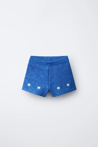 EMBROIDERED CROCHET KNIT SHORTS
