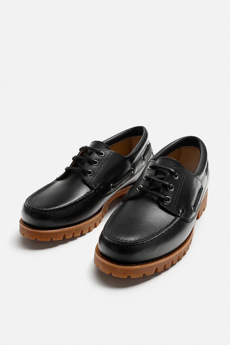 LEATHER BOAT SHOES